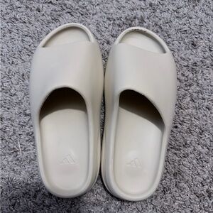 Adidas Kids Off-White Slippers